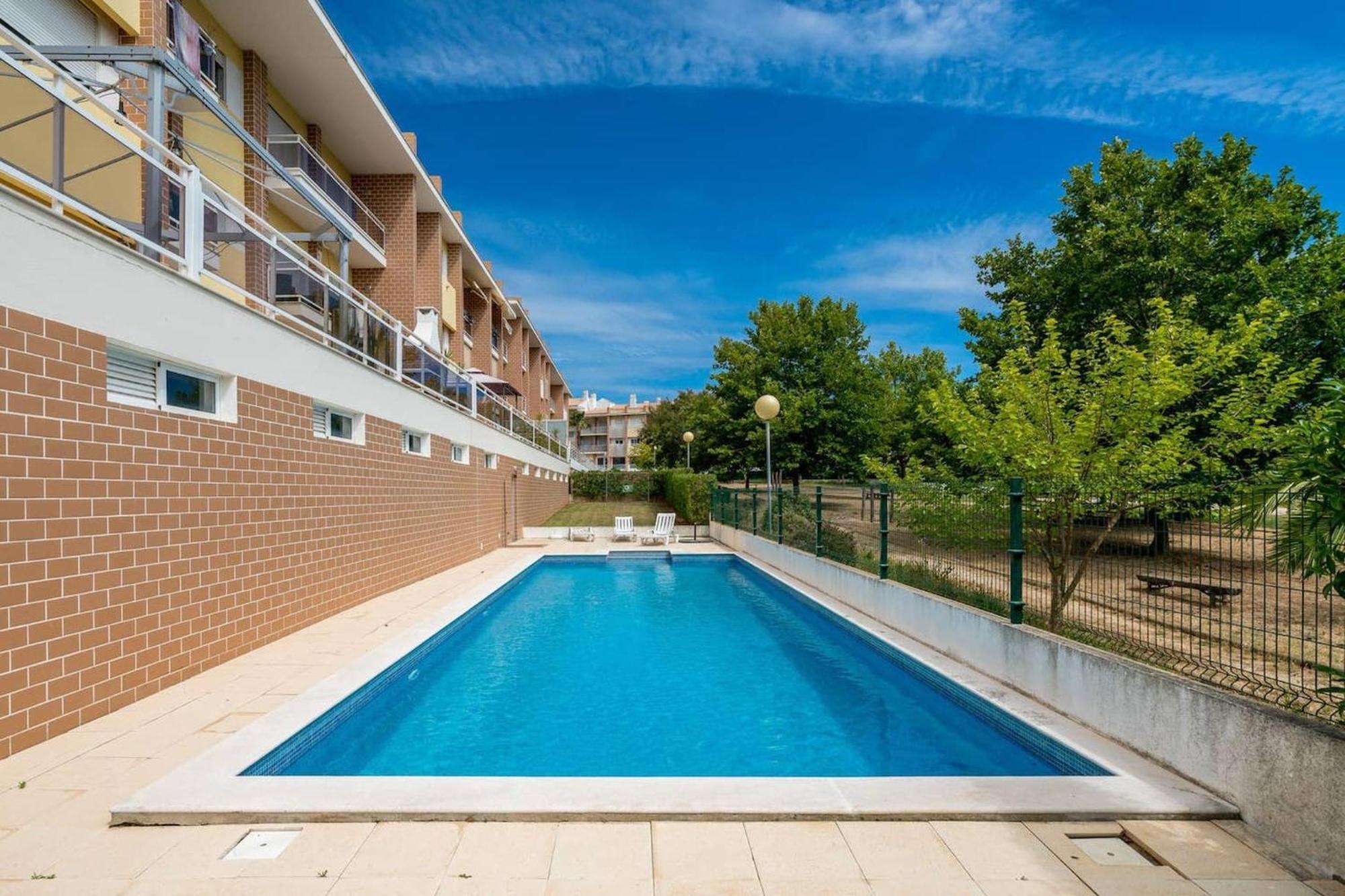 2 Bedroom Relax In Alvor By Innkeeper Extérieur photo